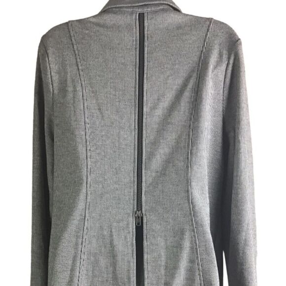 Cabi Drop-off Gray Jacket Spring 2018 #5300 Size Medium - Picture 10 of 10